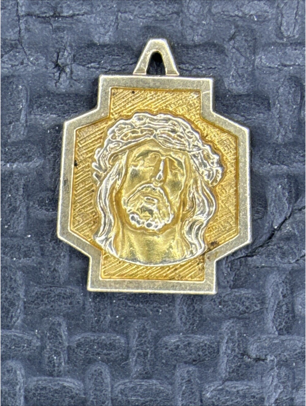 Vintage 14k Yellow Gold Small Jesus Head Piece Charm | 1.87g